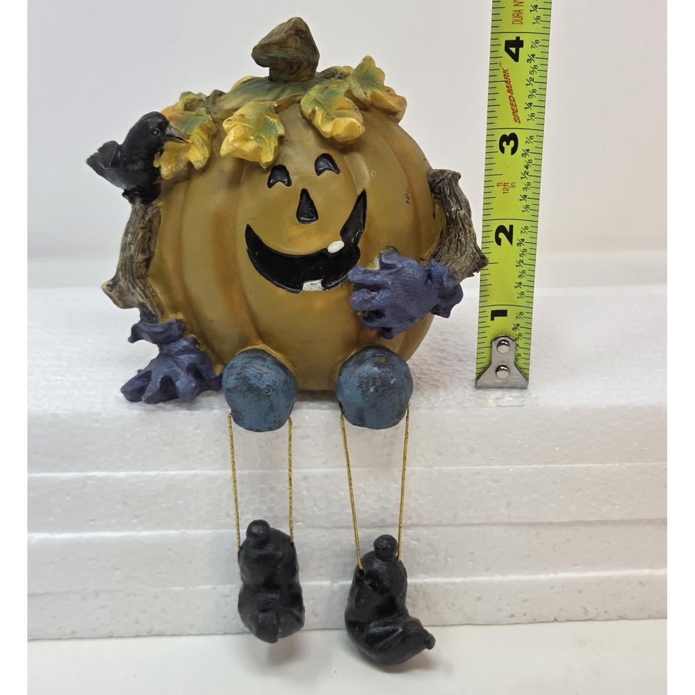 Vintage 2000s Resin Halloween Pumpkin Jack-O-Lantern Shelf Sitter Dangling Legs - Picture 9 of 9